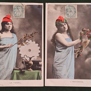 4 Postales antiguas de  Francia Mujeres