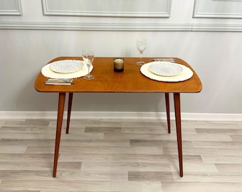 Moderne ronde eettafel van notenhout, keuken, smalle ruimtebesparende eettafel voor 2 personen, rustieke tafel van grenenhout, unieke kunstzinnige tafel