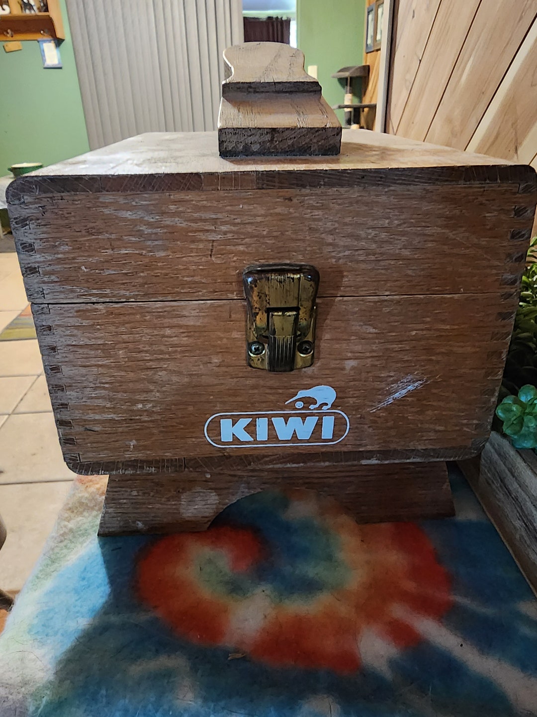 VINTAGE KIWI Shoe Shine Kit With Accessories C Etsy