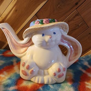 Vintage Treasure Craft Rabbit Teapot