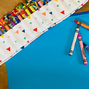 Crayon Organizer Roll,Crayon Holder, Crayon Roll, Montessori School, Crayon Tote, Crayon Gift, Crayon Roll, Crayon Case, valentines gift