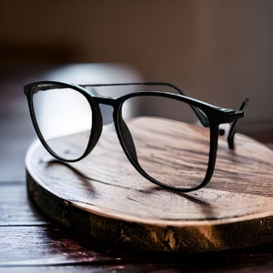 Retro 1980s Frames - New Old Stock - DemiAmber Large Rounded Frames - Demo Lenses - Mainstreet C-5