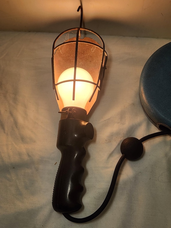 Mid Century Cordomatic 500 Retractable Industrial Trouble Shop