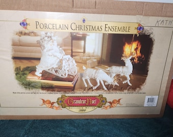 Grandeur Noel Porcelain Santa Sleigh Set with Reindeer 2000 Collector's Edition (invbasmnt #1)