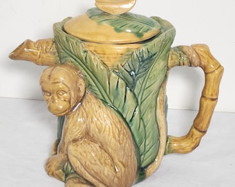 Majolica Style Monkey Teapot.  Banana Finial.  (invCR77 #1)