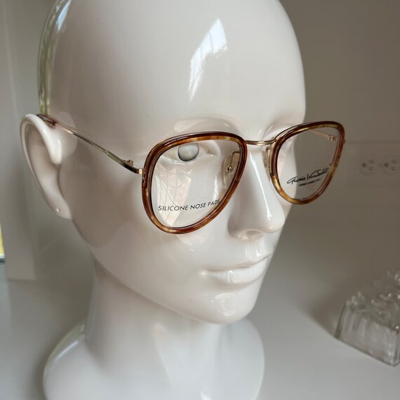 Tortoise Shell Gloria Vanderbilt Frames - 50-20-1… - image 7