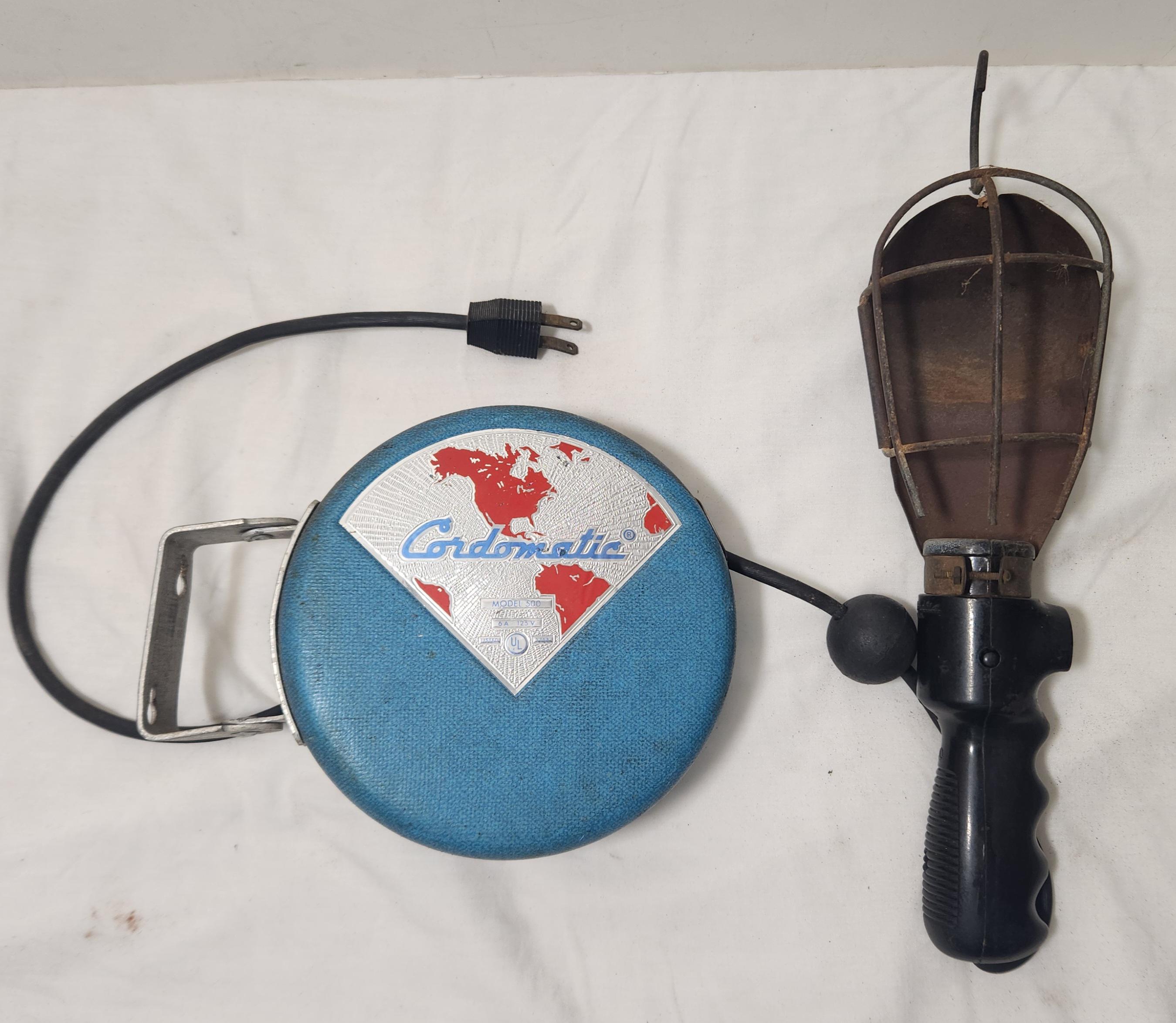 ヴィンテージ　グレイトフル.デッド　タートルライト Mid Century Cordomatic 500 Retractable Industrial Trouble Shop