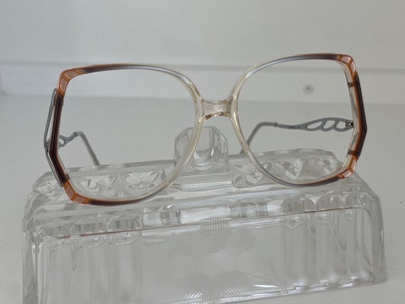 Gloria Vanderbilt Oversize Angular Frames - No Le… - image 4