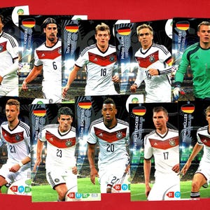 Carte collezionabili CALCIO GERMANIA - Carte Panini originali della Coppa del Mondo FIFA con Muller, Neuer, Lahm, Kroos - Regalo per tifosi di calcio (OS01)