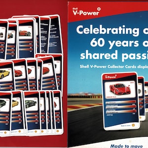 FERRARI SPORTS CARS - Shell V-Power - Juego de cartas coleccionables y carpeta de coleccionista - 24 coches - Deportes de motor, F1, Dino, Daytona, Testarossa (SD05)