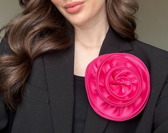 Broche fleur rose, broches roses en tissu vintage, épingle à épaule classique florale en soie, cadeau pour femme