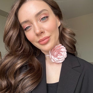 Light Pink Rose Flower Choker Necklace