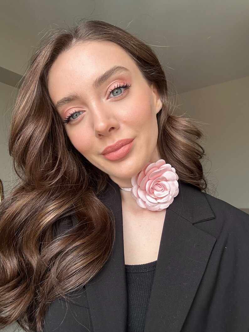 Light Pink Rose Flower Choker Necklace