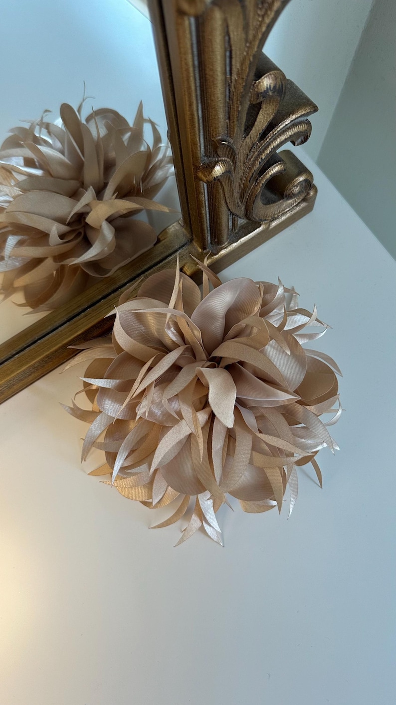Oversized Vintage Flower Brooch: Beige Chrysanthemum Pin, Cottagecore Jewelry for Women