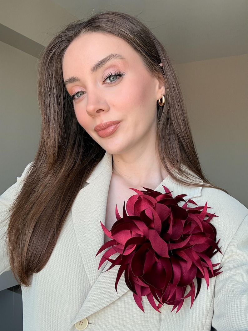 Oversized Vintage Flower Brooch: Chrysanthemum Pin, Cottagecore Jewelry for Women