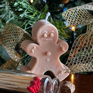 Lebkuchenmann-Kerze, Soja-Weihnachtskerze, dekorative Kerze, Duftkerze für Zuhause, Geschenk für Weihnachtsbaum, handgefertigt.