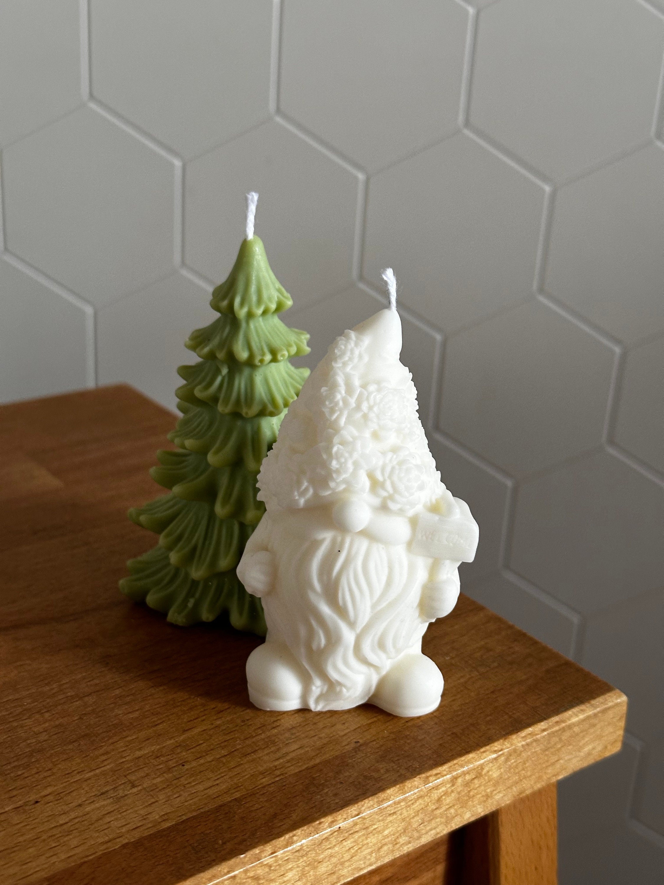 Christmas Elf Candle, Christmas Soy Candle, Decorative Candle, Scented Candle for Home, Christmas Elf Candle Gift, Handmade.
