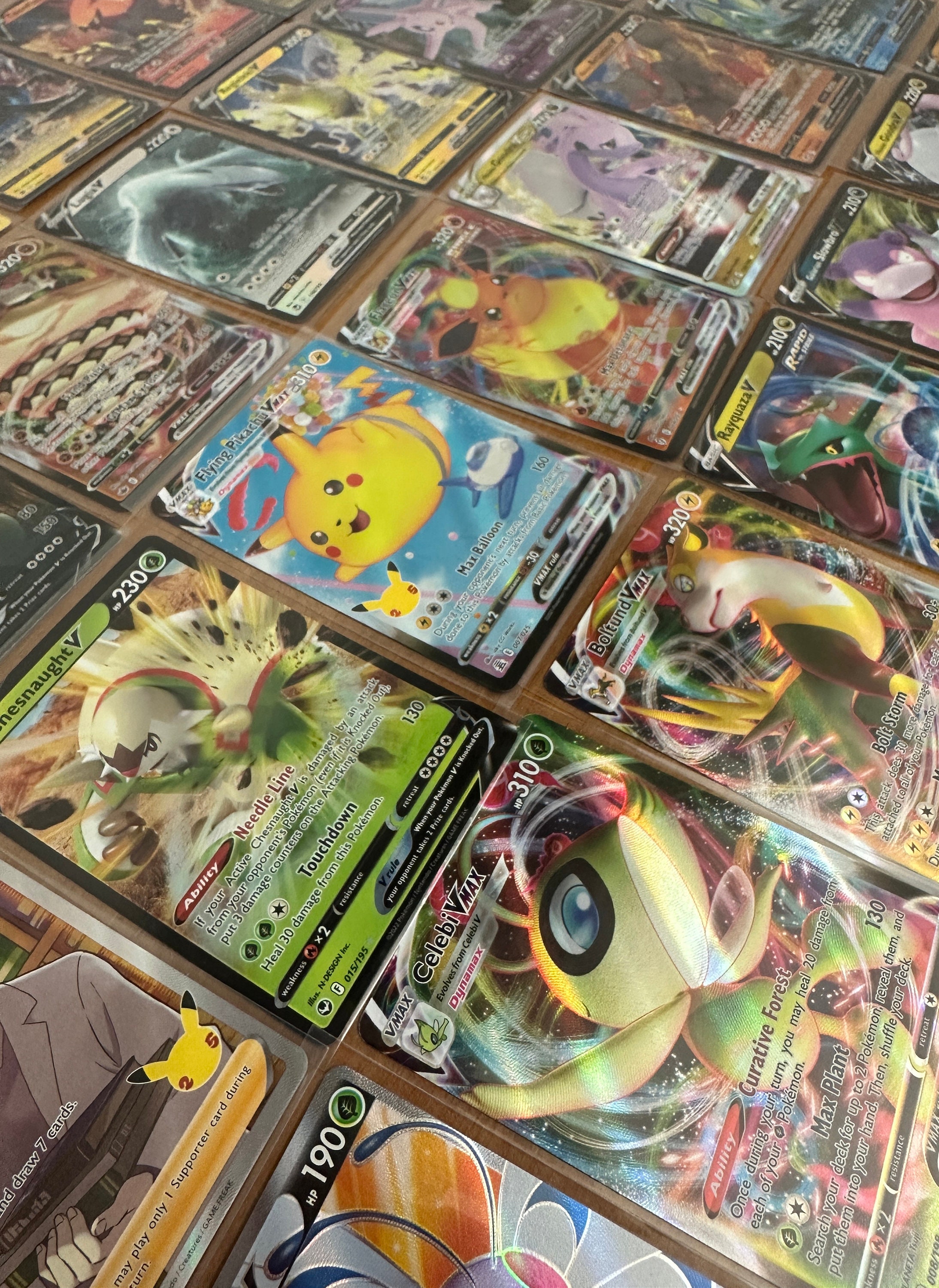 1x Carta Pokémon Ultra Rara Aleatória - Pokemanos