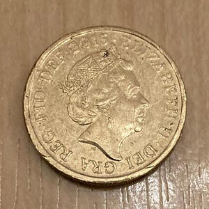 United Kingdom 2015 one pound coin