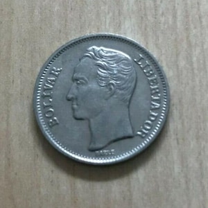 Venezuela 1 bolivar 1977 coin
