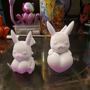 Valentine&#39;s Sitting and Standing Pikachu