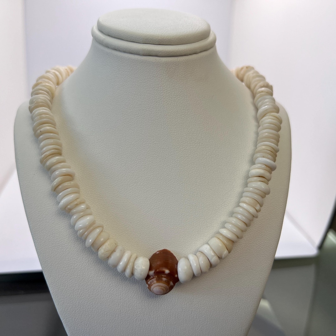 Puka Shell Necklace One-of-a-kind W/small Size 8.7mm White Pukas ...