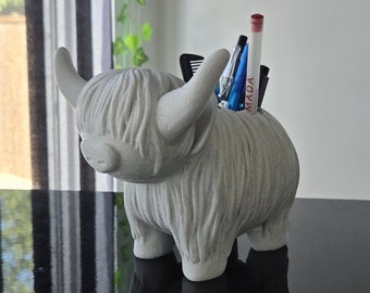 Highland Cow Desk Organizer - Cottagecore Pen Holder - Bohemian Decor - Pencil Stand - Cow Lover Gift