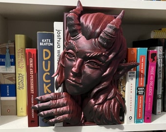 Devil Lady Peeking Book Nook - Fantasy Book Shelf Decor - Book Lovers Gift - Horror Bookend