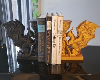 Dragon Bookend - Dragons Book Nook - Fantasy Book Shelf Decor - Book Lovers Gift - Fantasy Novel Bookend