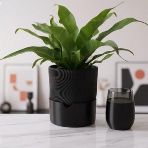 Ensemble de jardinières nervurées modernes à arrosage automatique