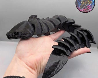 3D Printed Articulated Moray Eel, Flexible Sensory Fidget Toy and Ocean Desk Pet
