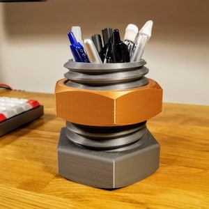 Organisateur de bureau écrous et boulons - décoration de bureau - porte-crayons et stylos - cadeau pour mécanicien - organisateur de rangement pour bureau - impression 3D - cadeau papa