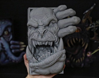 Orc Fantasy Peeking Book Nook - Fantasy Book Shelf Decor - Book Lovers Gift - Horror Bookend