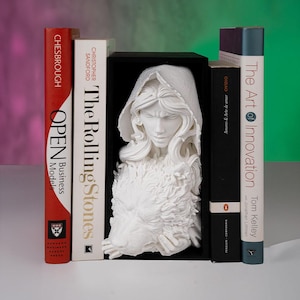 Little Red Riding Book Nook - Fantasy Book Shelf Decor - Book Lovers Gift - Horror Bookend