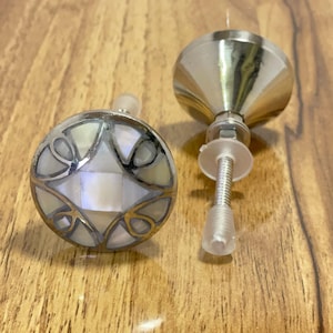 Handvat van parelmoer en zilver | Oosters geïnspireerde zilver en ivoor kastknop | Kastladeknop | Zilveren deurknop