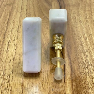 Marble Door Knob / Stone Cabinet Knob / White Stone Door Knob / Drawer Pull / Cupboard Handle / Door Handle / Modern Knob / Geometric Knob