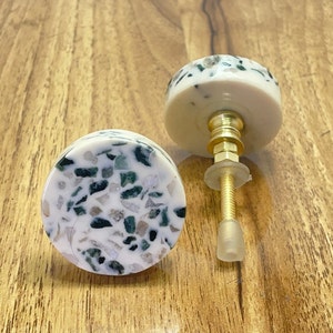 Geometric Terrazzo Round Resin Stone Cabinet Knob / Stone Cupboard Door Handle / Drawer Pull / Cabinet Dresser Knob / Wardrobe Cabinet Knob