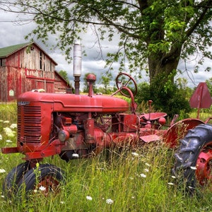 RARE Farmall H Tractor and Old Barn Panel 36&quot;x44&quot;, by David Textiles, Farmyard Farmall H Tractor Old Barn Bed Gift Quilt Wall Hanging