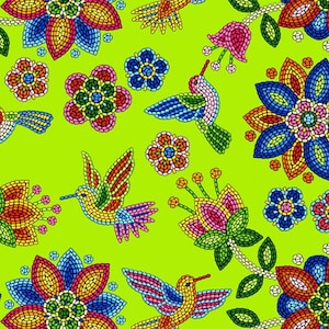 Op de afbeelding: Een naadloos patroon met kleurrijke kolibries en bloemen met een parelmoerontwerp op een felgroene achtergrond.