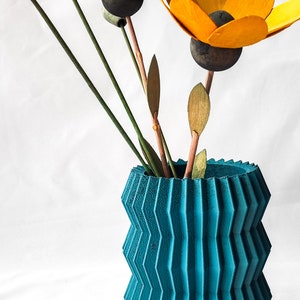 Creaserra Aletas Vase Decor for Weddings, Dinner Table, Party, Living Room, Bedroom | All Sizes & Colors!!!