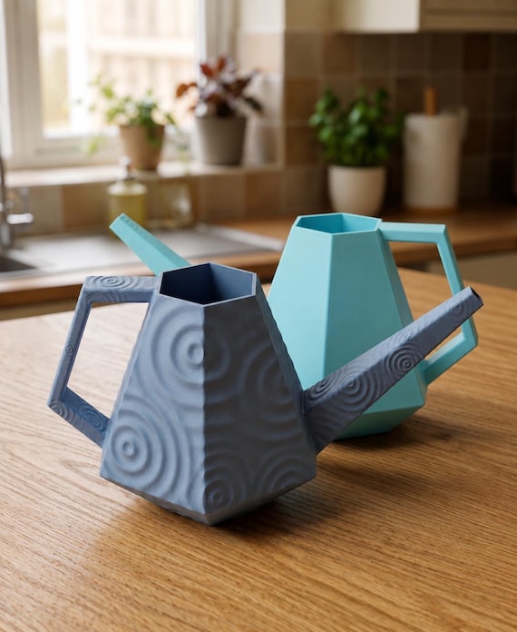 Gazzaladra Moderne Gießkanne für drinnen und draußen, Geschenkidee für Sie, Gartengeschenke, Gartenzubehör, Geschenk für Gartenliebhaber