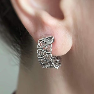 Handmade Silver Chunky Dainty Huggie Hoop Earrings, 925 Sterling Silver Filigree Heart Wide Women Earrings, Vintage Unique Bold Earrings