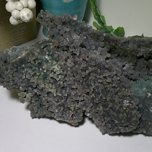 X Large High Quality Grape Agate Cluster / 3 pound, .5 ounce / Natural Grape Agate