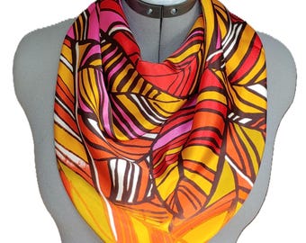 Pañuelo cuadrado "AWE" fucsia y naranja de 89 x 89 cm