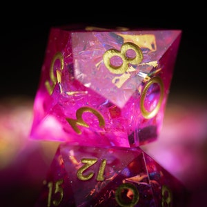 Rose Blade - Pink DnD Dice Set / Pink Sharp Edge Dice DnD Gifts / Space Dice Galaxy / Polyhedral Dice Set / Pink Dice