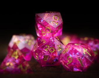 Pink Maiden - Pink dnd Resin Dice Set / Pink Sharp Edge Dice Set For Gifts / Dungeons and Dragons Dice Set / Polyhedral Dice Set / Pink Dice