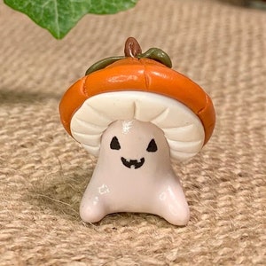 Jack O’ Lantern Mushroom, Pumpkin Mushroom Figurine, Small Clay Fall Toadstool, Tiny Halloween Fungus, Autumn Fairy Garden Mushroom Man