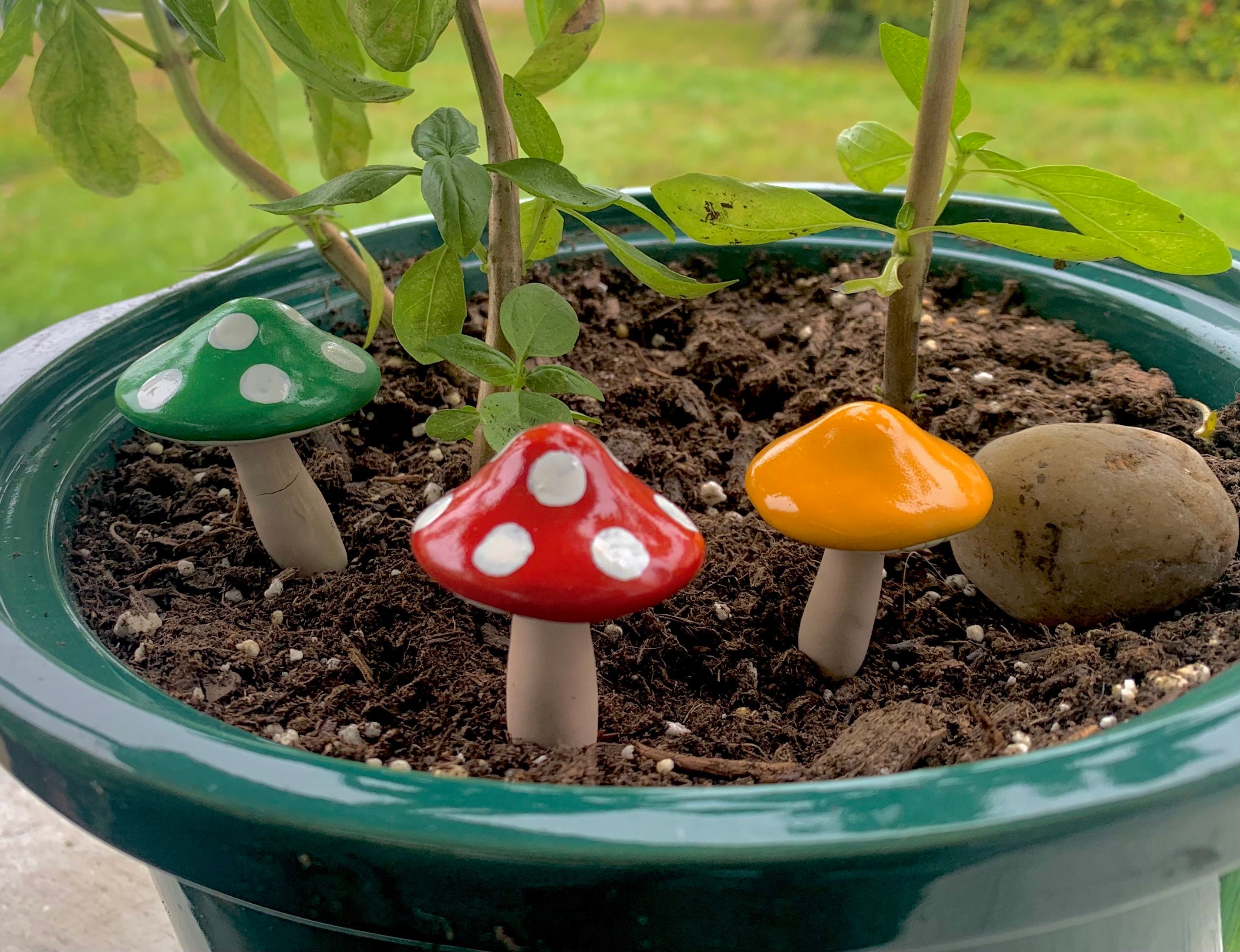 手作りの粘土製キノコの置物、妖精の庭の植物の装飾 - Etsy 日本
