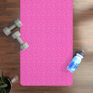 Esterilla de yoga de goma para niñas y niños con temática de estrellas de color rosa brillante, juguete sensorial antideslizante, esterilla de yoga bohemia para niños pequeños, esterilla de yoga para niños, esterilla de ejercicio, regalo