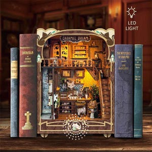 DIY Book Nook Kit | Karamell Traum | Holz Miniatur Puppenhaus Modell